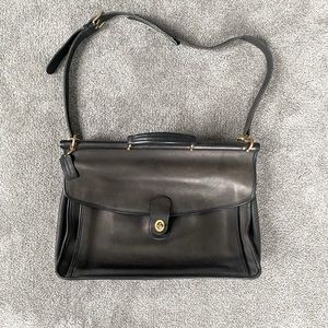 Vintage Coach Beekman Black Leather Crossbody